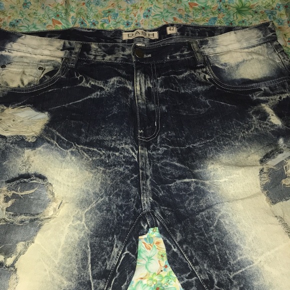 Men dash distress jean shorts - Picture 4 of 7